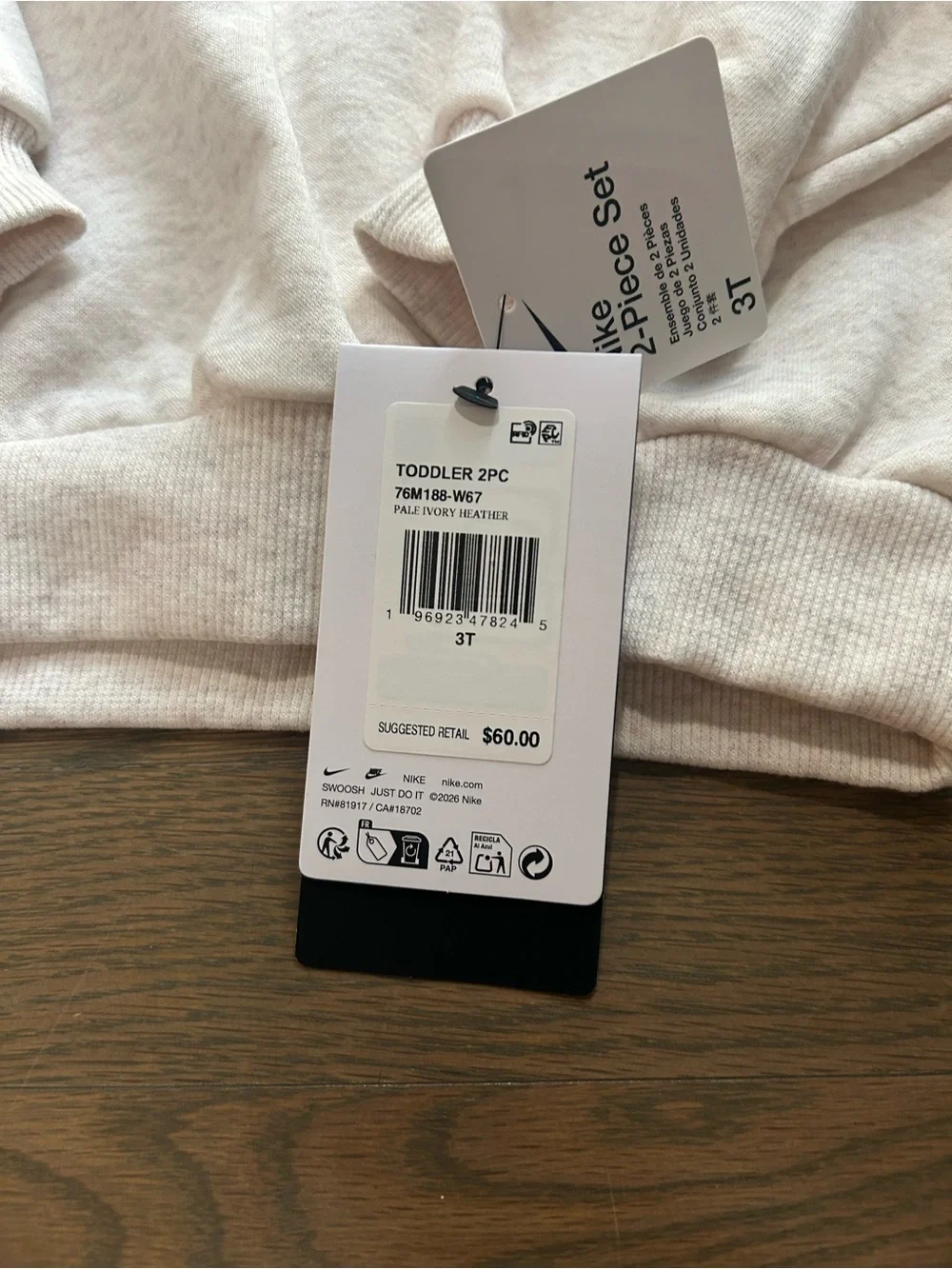 NWT Nike Toddler Set size 3T - Picture 3 of 3